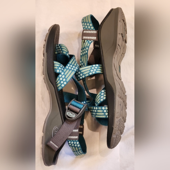 Chaco women's Z cloud 2‎ adjustable strap cushioned sandal size 6 blue green - Picture 1 of 6